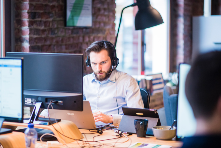 eCommerce helps business